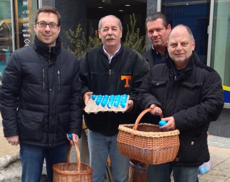 Klaus Otzelberger wünscht Ihnen frohe Ostern!